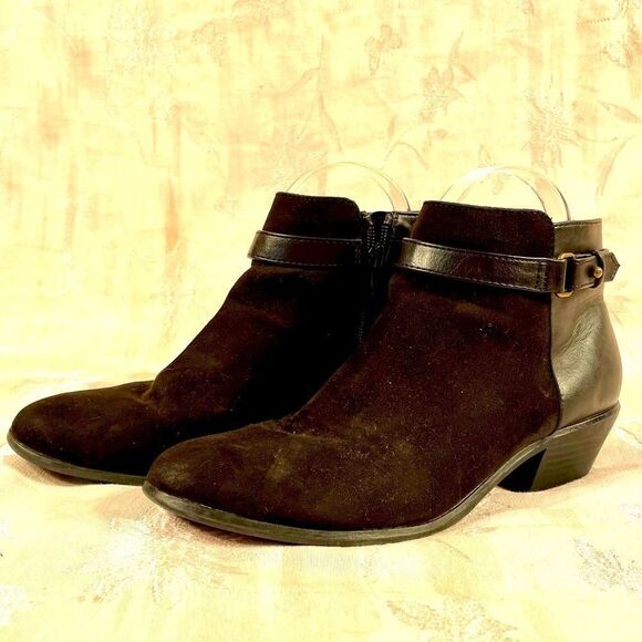 BLACK OLD NAVY SUEDE & LEATHER HEELED BOOTIES S-8 - Picture 1 of 6